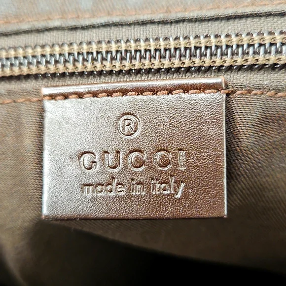 Authentic Gucci Monogram Classic Crossbody Handbag Purse Authentic - Picture 8 of 16